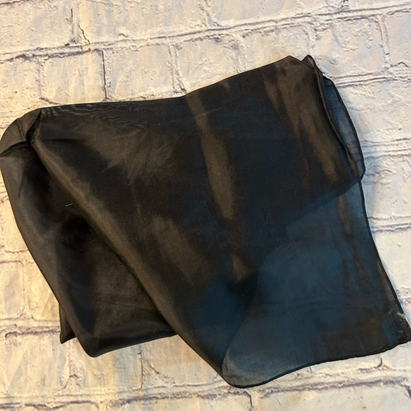 LOT OF (3) VINTAGE SILK & RAYON BLEND SHEER HAND ROLLED JAPAN MADE SMALL SCARVES - Picture 5 of 8